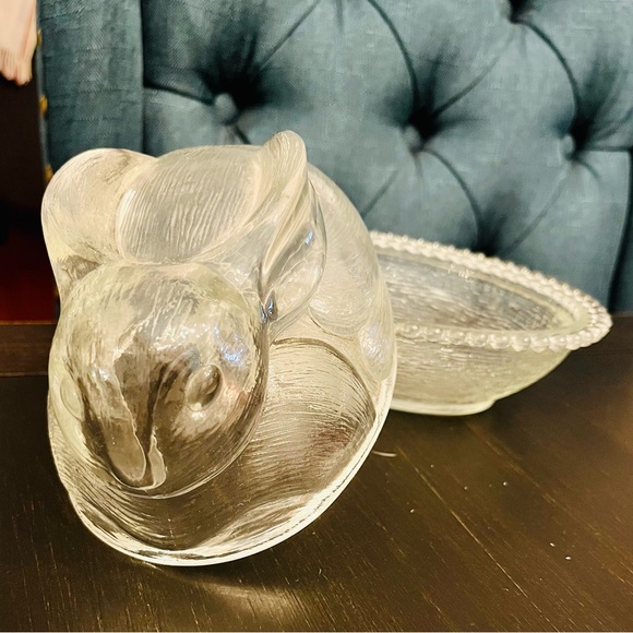 Clear Glass Bunny Covered Dish - Indiana Glass - Picture 3 of 6